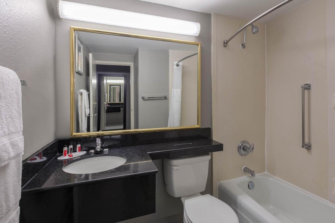 Boutique Hotel Texarkana Bagian luar foto