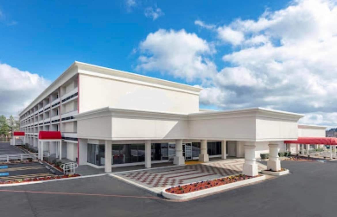Boutique Hotel Texarkana Bagian luar foto